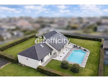 maison 5 pièces - 200 m²
