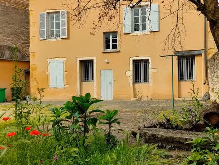 maison de caractère de 326 m²
