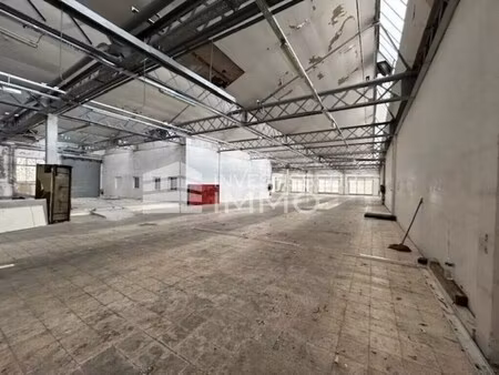 location local d’activités bobigny 93000 2300m²