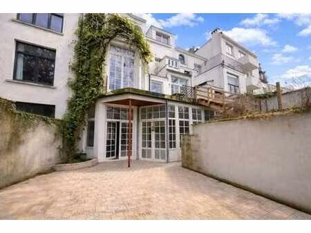 ixelles/place stéphanie - appartement 2 ch+ terrasse