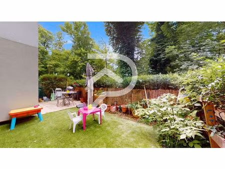 rez de jardin privatif  terrasse  box  dpe c - beau 2 pièces de 56m2