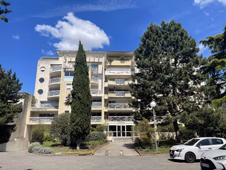 valence faventines - t2 de 45 m2 avec terrasse de 15 m2  cav