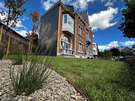 visé – appartement 2ch centre-ville avec jardin et parking