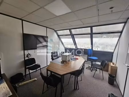 location bureaux 267 m²