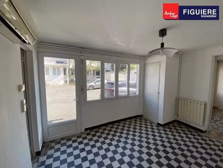 location bureaux 76 m²