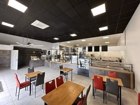 location commerce auberives sur vareze 38550 400m²