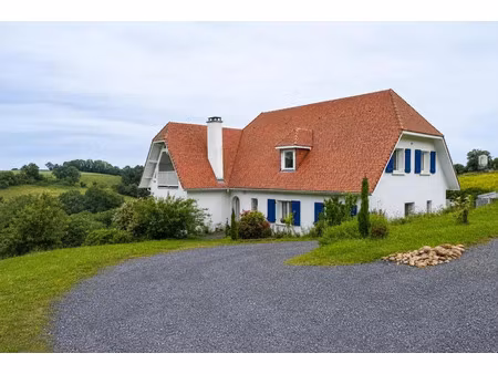 vente maison 8 pièces 233 m² navailles-angos (64450)