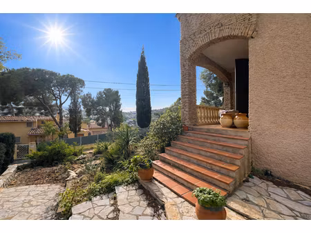 vente maison 5 pièces 141.7 m² à la seyne-sur-mer (83500)  549 000 €