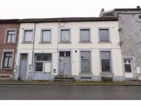 immeuble à transformer en 8 appartements