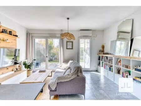 à vendre – t3 avec jardin au cœur de vaise