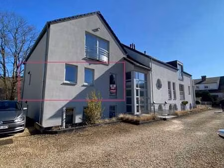 appartement 2 ch. avec terrasse  parking et excellent peb b