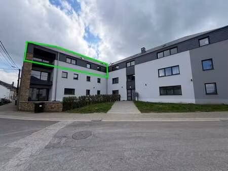 a louer:superbe appartement 2 ch dans le centre de st-hubert