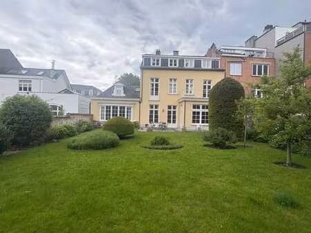 grande et belle maison à uccle