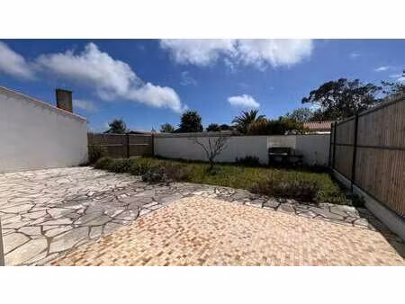 location maison à talmont-saint-hilaire (85440) : à louer / 84m² talmont-saint-hilaire