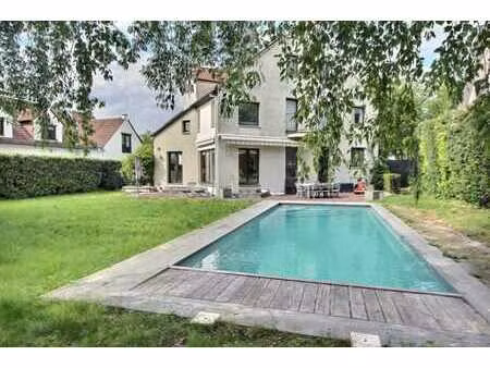 magnifique villa peb b 6 chambres jardin plein sud piscine