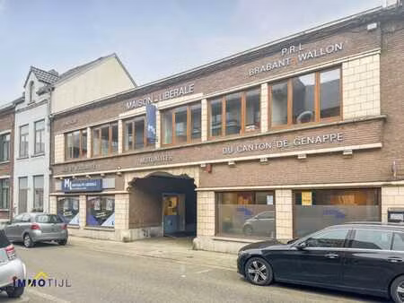 immeuble polyvalent à wavre !