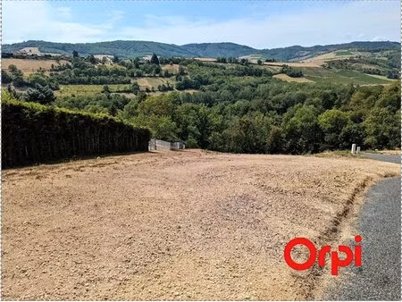 val d'oingt  terrain de 721 m2  constructible et viabilisé