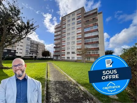 finistere  brest  place de strasbourg  apt dalle béton  ascenseur  place de parking ...
