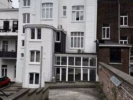magnifique immeuble de rapport + 11 parkings rue forgeur 17