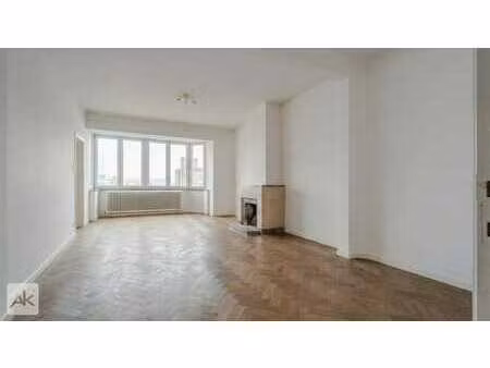 superbe appartement avec vue ! - avenue emile digneffe