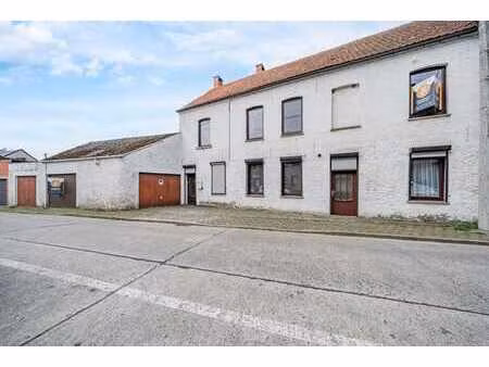maison avec jardin et garages