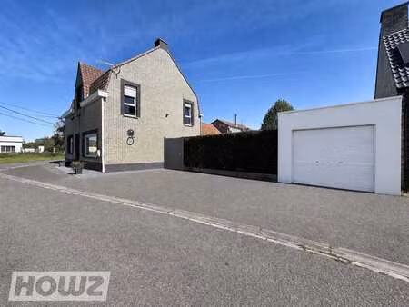 ? maison 3 façades – volumes  jardin & 4 chambres ?