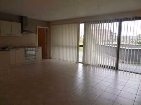 appartement 1 ch. avec terrasse et pelouse à ath