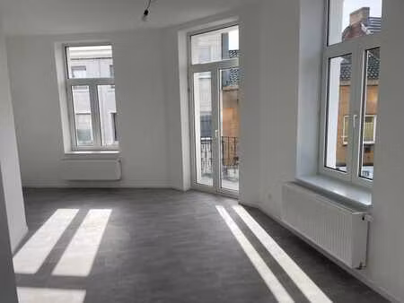 appartement 2 chambres lumineux à morlanwelz (epc b)