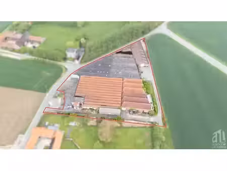 plusieurs entrepôts modulables entre 100& 10.000m² templeuve