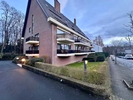 appartement de standing à remettre au gout du jour/ brugmann