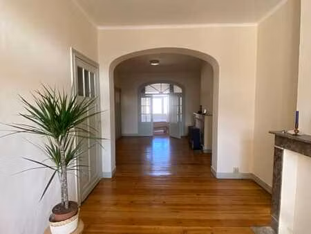 appartement 1 chambre + dressing - quartier la chasse !