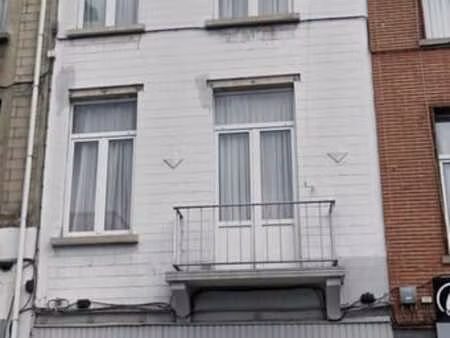 immeuble de commerce et d'habitation 5 chambres a vendre