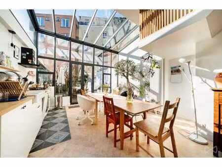 superbe maison unifamiliale 5 chambres  3 salles de bains et