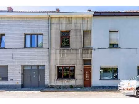 te renoveren woning met veel potentieel
