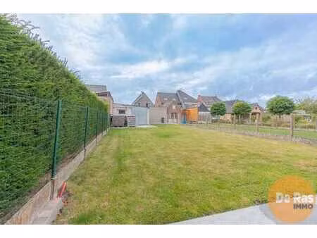 bavegem - gezinswoning met tuin en grote garage/werkplaats