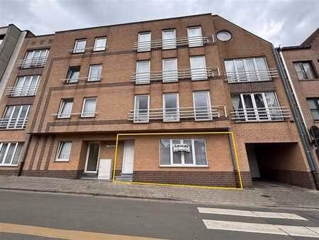 ruim gelijkvloers appartement nabij station en centrum