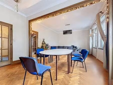 magnifique appartement 3 chambres lumineux à proximité du bo