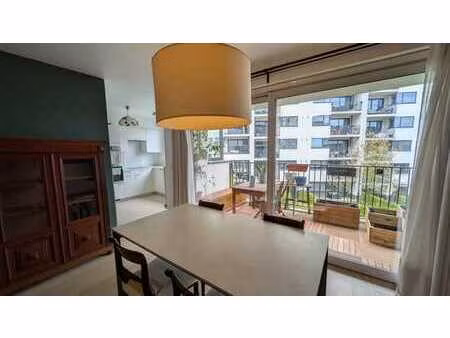 bel appartement meublé - 2ch + bureaux et terrasse