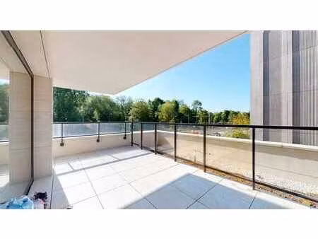 roodebeek / malou - magnifique terrasse - 2 parkings - peb b