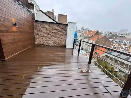 superbe penthouse de caractère au coeur de la plus belle ...
