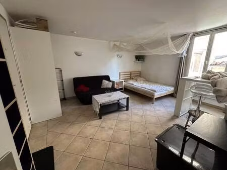 la maison des particuliers