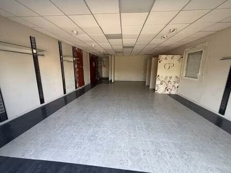 local commercial à louer
