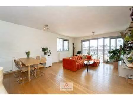 prachtig appartement op de kouter met groot terras
