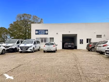 local commercial à louer