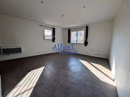 local professionnel et commercial - ollioules - 30 m2