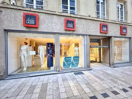 local commercial à vendre