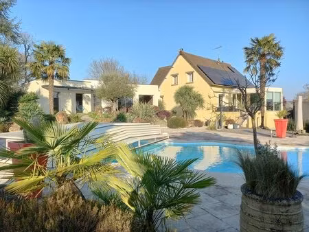 propriété de 300m² - 4 à 5 chambres - cosmes (53)