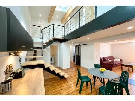 charmante maison rénovée en pierre à mezel