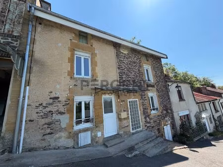 maison t5 de 118 m² avec cour a montcy-notre-dame