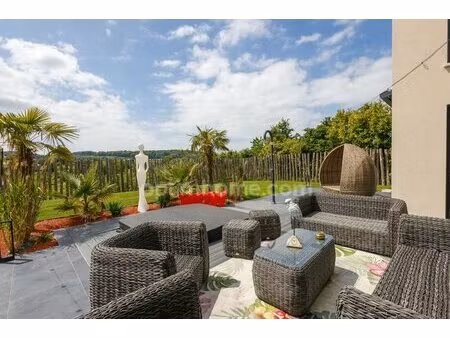 pennedepie - maison contemporaine - 217 m2 - 2 suites dont 1 en rdc - 2 chambres -...